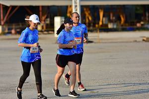 BIB: 394, 8395
                            <button type="button" onclick="openModal(3154333)" class="btn btn-primary btn-sm float-right btn-popup" data-toggle="modal" data-target=".modal-high-quality">
                        <i class="fas fa-shopping-cart"></i> Add to Cart
                    </button>
                                            <button type="button" onclick="isThisMe(3154333, true)" class="btn btn-success btn-sm float-right btn-popup btn-isme hidden" data-toggle="tooltip" data-placement="bottom" title="นี่คือรูปของคุณใช่ไหม คลิกที่นี่เพื่อเอาเข้าอัลบั้ม">
                        <i class="fas fa-plus"></i> Add to album
                    </button>
                    <button type="button" onclick="isThisMe(3154333, false)" class="btn btn-warning btn-sm float-right btn-popup btn-isnotme hidden">
                        <i class="fas fa-ban"></i> Remove from album
                    </button>