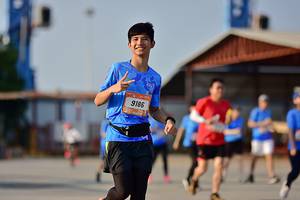 BIB: 9186
                            <button type="button" onclick="openModal(3153312)" class="btn btn-primary btn-sm float-right btn-popup" data-toggle="modal" data-target=".modal-high-quality">
                        <i class="fas fa-shopping-cart"></i> Add to Cart
                    </button>
                                            <button type="button" onclick="isThisMe(3153312, true)" class="btn btn-success btn-sm float-right btn-popup btn-isme hidden" data-toggle="tooltip" data-placement="bottom" title="นี่คือรูปของคุณใช่ไหม คลิกที่นี่เพื่อเอาเข้าอัลบั้ม">
                        <i class="fas fa-plus"></i> Add to album
                    </button>
                    <button type="button" onclick="isThisMe(3153312, false)" class="btn btn-warning btn-sm float-right btn-popup btn-isnotme hidden">
                        <i class="fas fa-ban"></i> Remove from album
                    </button>