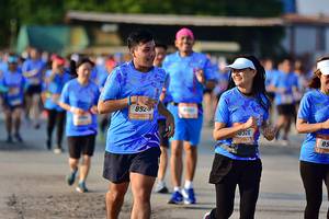 BIB: 892
                            <button type="button" onclick="openModal(3150680)" class="btn btn-primary btn-sm float-right btn-popup" data-toggle="modal" data-target=".modal-high-quality">
                        <i class="fas fa-shopping-cart"></i> Add to Cart
                    </button>
                                            <button type="button" onclick="isThisMe(3150680, true)" class="btn btn-success btn-sm float-right btn-popup btn-isme hidden" data-toggle="tooltip" data-placement="bottom" title="นี่คือรูปของคุณใช่ไหม คลิกที่นี่เพื่อเอาเข้าอัลบั้ม">
                        <i class="fas fa-plus"></i> Add to album
                    </button>
                    <button type="button" onclick="isThisMe(3150680, false)" class="btn btn-warning btn-sm float-right btn-popup btn-isnotme hidden">
                        <i class="fas fa-ban"></i> Remove from album
                    </button>