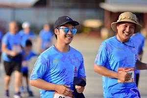 BIB: 
                            <button type="button" onclick="openModal(3153802)" class="btn btn-primary btn-sm float-right btn-popup" data-toggle="modal" data-target=".modal-high-quality">
                        <i class="fas fa-shopping-cart"></i> Add to Cart
                    </button>
                                            <button type="button" onclick="isThisMe(3153802, true)" class="btn btn-success btn-sm float-right btn-popup btn-isme hidden" data-toggle="tooltip" data-placement="bottom" title="นี่คือรูปของคุณใช่ไหม คลิกที่นี่เพื่อเอาเข้าอัลบั้ม">
                        <i class="fas fa-plus"></i> Add to album
                    </button>
                    <button type="button" onclick="isThisMe(3153802, false)" class="btn btn-warning btn-sm float-right btn-popup btn-isnotme hidden">
                        <i class="fas fa-ban"></i> Remove from album
                    </button>