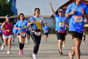 BIB: 9527, 8810
                            <button type="button" onclick="openModal(3149170)" class="btn btn-primary btn-sm float-right btn-popup" data-toggle="modal" data-target=".modal-high-quality">
                        <i class="fas fa-shopping-cart"></i> Add to Cart
                    </button>
                                            <button type="button" onclick="isThisMe(3149170, true)" class="btn btn-success btn-sm float-right btn-popup btn-isme hidden" data-toggle="tooltip" data-placement="bottom" title="นี่คือรูปของคุณใช่ไหม คลิกที่นี่เพื่อเอาเข้าอัลบั้ม">
                        <i class="fas fa-plus"></i> Add to album
                    </button>
                    <button type="button" onclick="isThisMe(3149170, false)" class="btn btn-warning btn-sm float-right btn-popup btn-isnotme hidden">
                        <i class="fas fa-ban"></i> Remove from album
                    </button>