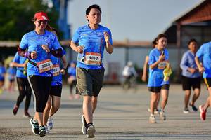 BIB: 9063, 9066, 
                            <button type="button" onclick="openModal(3153011)" class="btn btn-primary btn-sm float-right btn-popup" data-toggle="modal" data-target=".modal-high-quality">
                        <i class="fas fa-shopping-cart"></i> Add to Cart
                    </button>
                                            <button type="button" onclick="isThisMe(3153011, true)" class="btn btn-success btn-sm float-right btn-popup btn-isme hidden" data-toggle="tooltip" data-placement="bottom" title="นี่คือรูปของคุณใช่ไหม คลิกที่นี่เพื่อเอาเข้าอัลบั้ม">
                        <i class="fas fa-plus"></i> Add to album
                    </button>
                    <button type="button" onclick="isThisMe(3153011, false)" class="btn btn-warning btn-sm float-right btn-popup btn-isnotme hidden">
                        <i class="fas fa-ban"></i> Remove from album
                    </button>