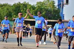 BIB: 9463, 9462, 904, 8602
                            <button type="button" onclick="openModal(3152505)" class="btn btn-primary btn-sm float-right btn-popup" data-toggle="modal" data-target=".modal-high-quality">
                        <i class="fas fa-shopping-cart"></i> Add to Cart
                    </button>
                                            <button type="button" onclick="isThisMe(3152505, true)" class="btn btn-success btn-sm float-right btn-popup btn-isme hidden" data-toggle="tooltip" data-placement="bottom" title="นี่คือรูปของคุณใช่ไหม คลิกที่นี่เพื่อเอาเข้าอัลบั้ม">
                        <i class="fas fa-plus"></i> Add to album
                    </button>
                    <button type="button" onclick="isThisMe(3152505, false)" class="btn btn-warning btn-sm float-right btn-popup btn-isnotme hidden">
                        <i class="fas fa-ban"></i> Remove from album
                    </button>