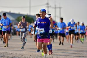 BIB: 6699
                            <button type="button" onclick="openModal(3147522)" class="btn btn-primary btn-sm float-right btn-popup" data-toggle="modal" data-target=".modal-high-quality">
                        <i class="fas fa-shopping-cart"></i> Add to Cart
                    </button>
                                            <button type="button" onclick="isThisMe(3147522, true)" class="btn btn-success btn-sm float-right btn-popup btn-isme hidden" data-toggle="tooltip" data-placement="bottom" title="นี่คือรูปของคุณใช่ไหม คลิกที่นี่เพื่อเอาเข้าอัลบั้ม">
                        <i class="fas fa-plus"></i> Add to album
                    </button>
                    <button type="button" onclick="isThisMe(3147522, false)" class="btn btn-warning btn-sm float-right btn-popup btn-isnotme hidden">
                        <i class="fas fa-ban"></i> Remove from album
                    </button>