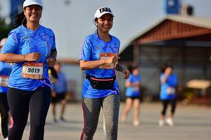 BIB: 9019
                            <button type="button" onclick="openModal(3152952)" class="btn btn-primary btn-sm float-right btn-popup" data-toggle="modal" data-target=".modal-high-quality">
                        <i class="fas fa-shopping-cart"></i> Add to Cart
                    </button>
                                            <button type="button" onclick="isThisMe(3152952, true)" class="btn btn-success btn-sm float-right btn-popup btn-isme hidden" data-toggle="tooltip" data-placement="bottom" title="นี่คือรูปของคุณใช่ไหม คลิกที่นี่เพื่อเอาเข้าอัลบั้ม">
                        <i class="fas fa-plus"></i> Add to album
                    </button>
                    <button type="button" onclick="isThisMe(3152952, false)" class="btn btn-warning btn-sm float-right btn-popup btn-isnotme hidden">
                        <i class="fas fa-ban"></i> Remove from album
                    </button>