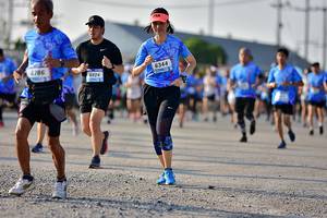 BIB: 6786, 6344, 5024
                            <button type="button" onclick="openModal(3147056)" class="btn btn-primary btn-sm float-right btn-popup" data-toggle="modal" data-target=".modal-high-quality">
                        <i class="fas fa-shopping-cart"></i> Add to Cart
                    </button>
                                            <button type="button" onclick="isThisMe(3147056, true)" class="btn btn-success btn-sm float-right btn-popup btn-isme hidden" data-toggle="tooltip" data-placement="bottom" title="นี่คือรูปของคุณใช่ไหม คลิกที่นี่เพื่อเอาเข้าอัลบั้ม">
                        <i class="fas fa-plus"></i> Add to album
                    </button>
                    <button type="button" onclick="isThisMe(3147056, false)" class="btn btn-warning btn-sm float-right btn-popup btn-isnotme hidden">
                        <i class="fas fa-ban"></i> Remove from album
                    </button>