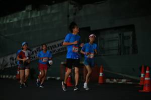 BIB: 0418
                            <button type="button" onclick="openModal(3447035)" class="btn btn-primary btn-sm float-right btn-popup" data-toggle="modal" data-target=".modal-high-quality">
                        <i class="fas fa-shopping-cart"></i> Add to Cart
                    </button>
                                            <button type="button" onclick="isThisMe(3447035, true)" class="btn btn-success btn-sm float-right btn-popup btn-isme hidden" data-toggle="tooltip" data-placement="bottom" title="นี่คือรูปของคุณใช่ไหม คลิกที่นี่เพื่อเอาเข้าอัลบั้ม">
                        <i class="fas fa-plus"></i> Add to album
                    </button>
                    <button type="button" onclick="isThisMe(3447035, false)" class="btn btn-warning btn-sm float-right btn-popup btn-isnotme hidden">
                        <i class="fas fa-ban"></i> Remove from album
                    </button>