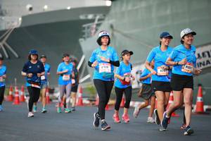 BIB: 6768
                            <button type="button" onclick="openModal(3413302)" class="btn btn-primary btn-sm float-right btn-popup" data-toggle="modal" data-target=".modal-high-quality">
                        <i class="fas fa-shopping-cart"></i> Add to Cart
                    </button>
                                            <button type="button" onclick="isThisMe(3413302, true)" class="btn btn-success btn-sm float-right btn-popup btn-isme hidden" data-toggle="tooltip" data-placement="bottom" title="นี่คือรูปของคุณใช่ไหม คลิกที่นี่เพื่อเอาเข้าอัลบั้ม">
                        <i class="fas fa-plus"></i> Add to album
                    </button>
                    <button type="button" onclick="isThisMe(3413302, false)" class="btn btn-warning btn-sm float-right btn-popup btn-isnotme hidden">
                        <i class="fas fa-ban"></i> Remove from album
                    </button>