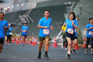 BIB: 8284, 6283
                            <button type="button" onclick="openModal(3412981)" class="btn btn-primary btn-sm float-right btn-popup" data-toggle="modal" data-target=".modal-high-quality">
                        <i class="fas fa-shopping-cart"></i> Add to Cart
                    </button>
                                            <button type="button" onclick="isThisMe(3412981, true)" class="btn btn-success btn-sm float-right btn-popup btn-isme hidden" data-toggle="tooltip" data-placement="bottom" title="นี่คือรูปของคุณใช่ไหม คลิกที่นี่เพื่อเอาเข้าอัลบั้ม">
                        <i class="fas fa-plus"></i> Add to album
                    </button>
                    <button type="button" onclick="isThisMe(3412981, false)" class="btn btn-warning btn-sm float-right btn-popup btn-isnotme hidden">
                        <i class="fas fa-ban"></i> Remove from album
                    </button>