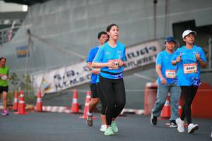 BIB: 8402
                            <button type="button" onclick="openModal(3412616)" class="btn btn-primary btn-sm float-right btn-popup" data-toggle="modal" data-target=".modal-high-quality">
                        <i class="fas fa-shopping-cart"></i> Add to Cart
                    </button>
                                            <button type="button" onclick="isThisMe(3412616, true)" class="btn btn-success btn-sm float-right btn-popup btn-isme hidden" data-toggle="tooltip" data-placement="bottom" title="นี่คือรูปของคุณใช่ไหม คลิกที่นี่เพื่อเอาเข้าอัลบั้ม">
                        <i class="fas fa-plus"></i> Add to album
                    </button>
                    <button type="button" onclick="isThisMe(3412616, false)" class="btn btn-warning btn-sm float-right btn-popup btn-isnotme hidden">
                        <i class="fas fa-ban"></i> Remove from album
                    </button>