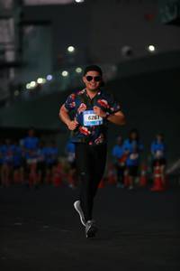 BIB: 626
                            <button type="button" onclick="openModal(3446986)" class="btn btn-primary btn-sm float-right btn-popup" data-toggle="modal" data-target=".modal-high-quality">
                        <i class="fas fa-shopping-cart"></i> Add to Cart
                    </button>
                                            <button type="button" onclick="isThisMe(3446986, true)" class="btn btn-success btn-sm float-right btn-popup btn-isme hidden" data-toggle="tooltip" data-placement="bottom" title="นี่คือรูปของคุณใช่ไหม คลิกที่นี่เพื่อเอาเข้าอัลบั้ม">
                        <i class="fas fa-plus"></i> Add to album
                    </button>
                    <button type="button" onclick="isThisMe(3446986, false)" class="btn btn-warning btn-sm float-right btn-popup btn-isnotme hidden">
                        <i class="fas fa-ban"></i> Remove from album
                    </button>