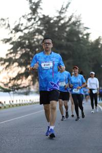 BIB: 6581
                            <button type="button" onclick="openModal(3320198)" class="btn btn-primary btn-sm float-right btn-popup" data-toggle="modal" data-target=".modal-high-quality">
                        <i class="fas fa-shopping-cart"></i> Add to Cart
                    </button>
                                            <button type="button" onclick="isThisMe(3320198, true)" class="btn btn-success btn-sm float-right btn-popup btn-isme hidden" data-toggle="tooltip" data-placement="bottom" title="นี่คือรูปของคุณใช่ไหม คลิกที่นี่เพื่อเอาเข้าอัลบั้ม">
                        <i class="fas fa-plus"></i> Add to album
                    </button>
                    <button type="button" onclick="isThisMe(3320198, false)" class="btn btn-warning btn-sm float-right btn-popup btn-isnotme hidden">
                        <i class="fas fa-ban"></i> Remove from album
                    </button>