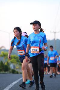 BIB: 9152, 8147
                            <button type="button" onclick="openModal(3236412)" class="btn btn-primary btn-sm float-right btn-popup" data-toggle="modal" data-target=".modal-high-quality">
                        <i class="fas fa-shopping-cart"></i> Add to Cart
                    </button>
                                            <button type="button" onclick="isThisMe(3236412, true)" class="btn btn-success btn-sm float-right btn-popup btn-isme hidden" data-toggle="tooltip" data-placement="bottom" title="นี่คือรูปของคุณใช่ไหม คลิกที่นี่เพื่อเอาเข้าอัลบั้ม">
                        <i class="fas fa-plus"></i> Add to album
                    </button>
                    <button type="button" onclick="isThisMe(3236412, false)" class="btn btn-warning btn-sm float-right btn-popup btn-isnotme hidden">
                        <i class="fas fa-ban"></i> Remove from album
                    </button>
