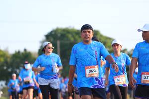 BIB: 9373
                            <button type="button" onclick="openModal(3224807)" class="btn btn-primary btn-sm float-right btn-popup" data-toggle="modal" data-target=".modal-high-quality">
                        <i class="fas fa-shopping-cart"></i> Add to Cart
                    </button>
                                            <button type="button" onclick="isThisMe(3224807, true)" class="btn btn-success btn-sm float-right btn-popup btn-isme hidden" data-toggle="tooltip" data-placement="bottom" title="นี่คือรูปของคุณใช่ไหม คลิกที่นี่เพื่อเอาเข้าอัลบั้ม">
                        <i class="fas fa-plus"></i> Add to album
                    </button>
                    <button type="button" onclick="isThisMe(3224807, false)" class="btn btn-warning btn-sm float-right btn-popup btn-isnotme hidden">
                        <i class="fas fa-ban"></i> Remove from album
                    </button>