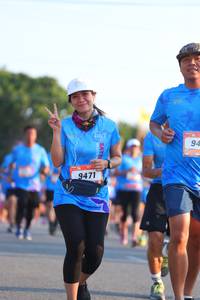 BIB: 471
                            <button type="button" onclick="openModal(3218305)" class="btn btn-primary btn-sm float-right btn-popup" data-toggle="modal" data-target=".modal-high-quality">
                        <i class="fas fa-shopping-cart"></i> Add to Cart
                    </button>
                                            <button type="button" onclick="isThisMe(3218305, true)" class="btn btn-success btn-sm float-right btn-popup btn-isme hidden" data-toggle="tooltip" data-placement="bottom" title="นี่คือรูปของคุณใช่ไหม คลิกที่นี่เพื่อเอาเข้าอัลบั้ม">
                        <i class="fas fa-plus"></i> Add to album
                    </button>
                    <button type="button" onclick="isThisMe(3218305, false)" class="btn btn-warning btn-sm float-right btn-popup btn-isnotme hidden">
                        <i class="fas fa-ban"></i> Remove from album
                    </button>