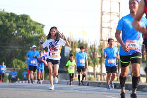 BIB: 708
                            <button type="button" onclick="openModal(3213596)" class="btn btn-primary btn-sm float-right btn-popup" data-toggle="modal" data-target=".modal-high-quality">
                        <i class="fas fa-shopping-cart"></i> Add to Cart
                    </button>
                                            <button type="button" onclick="isThisMe(3213596, true)" class="btn btn-success btn-sm float-right btn-popup btn-isme hidden" data-toggle="tooltip" data-placement="bottom" title="นี่คือรูปของคุณใช่ไหม คลิกที่นี่เพื่อเอาเข้าอัลบั้ม">
                        <i class="fas fa-plus"></i> Add to album
                    </button>
                    <button type="button" onclick="isThisMe(3213596, false)" class="btn btn-warning btn-sm float-right btn-popup btn-isnotme hidden">
                        <i class="fas fa-ban"></i> Remove from album
                    </button>