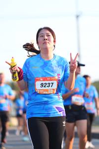 BIB: 9237
                            <button type="button" onclick="openModal(3221307)" class="btn btn-primary btn-sm float-right btn-popup" data-toggle="modal" data-target=".modal-high-quality">
                        <i class="fas fa-shopping-cart"></i> Add to Cart
                    </button>
                                            <button type="button" onclick="isThisMe(3221307, true)" class="btn btn-success btn-sm float-right btn-popup btn-isme hidden" data-toggle="tooltip" data-placement="bottom" title="นี่คือรูปของคุณใช่ไหม คลิกที่นี่เพื่อเอาเข้าอัลบั้ม">
                        <i class="fas fa-plus"></i> Add to album
                    </button>
                    <button type="button" onclick="isThisMe(3221307, false)" class="btn btn-warning btn-sm float-right btn-popup btn-isnotme hidden">
                        <i class="fas fa-ban"></i> Remove from album
                    </button>