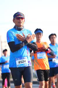 BIB: 237, 6524
                            <button type="button" onclick="openModal(3203095)" class="btn btn-primary btn-sm float-right btn-popup" data-toggle="modal" data-target=".modal-high-quality">
                        <i class="fas fa-shopping-cart"></i> Add to Cart
                    </button>
                                            <button type="button" onclick="isThisMe(3203095, true)" class="btn btn-success btn-sm float-right btn-popup btn-isme hidden" data-toggle="tooltip" data-placement="bottom" title="นี่คือรูปของคุณใช่ไหม คลิกที่นี่เพื่อเอาเข้าอัลบั้ม">
                        <i class="fas fa-plus"></i> Add to album
                    </button>
                    <button type="button" onclick="isThisMe(3203095, false)" class="btn btn-warning btn-sm float-right btn-popup btn-isnotme hidden">
                        <i class="fas fa-ban"></i> Remove from album
                    </button>