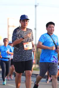 BIB: 820
                            <button type="button" onclick="openModal(3220317)" class="btn btn-primary btn-sm float-right btn-popup" data-toggle="modal" data-target=".modal-high-quality">
                        <i class="fas fa-shopping-cart"></i> Add to Cart
                    </button>
                                            <button type="button" onclick="isThisMe(3220317, true)" class="btn btn-success btn-sm float-right btn-popup btn-isme hidden" data-toggle="tooltip" data-placement="bottom" title="นี่คือรูปของคุณใช่ไหม คลิกที่นี่เพื่อเอาเข้าอัลบั้ม">
                        <i class="fas fa-plus"></i> Add to album
                    </button>
                    <button type="button" onclick="isThisMe(3220317, false)" class="btn btn-warning btn-sm float-right btn-popup btn-isnotme hidden">
                        <i class="fas fa-ban"></i> Remove from album
                    </button>