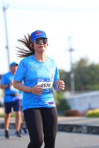 BIB: 576
                            <button type="button" onclick="openModal(3201989)" class="btn btn-primary btn-sm float-right btn-popup" data-toggle="modal" data-target=".modal-high-quality">
                        <i class="fas fa-shopping-cart"></i> Add to Cart
                    </button>
                                            <button type="button" onclick="isThisMe(3201989, true)" class="btn btn-success btn-sm float-right btn-popup btn-isme hidden" data-toggle="tooltip" data-placement="bottom" title="นี่คือรูปของคุณใช่ไหม คลิกที่นี่เพื่อเอาเข้าอัลบั้ม">
                        <i class="fas fa-plus"></i> Add to album
                    </button>
                    <button type="button" onclick="isThisMe(3201989, false)" class="btn btn-warning btn-sm float-right btn-popup btn-isnotme hidden">
                        <i class="fas fa-ban"></i> Remove from album
                    </button>