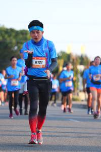 BIB: 8121
                            <button type="button" onclick="openModal(3222272)" class="btn btn-primary btn-sm float-right btn-popup" data-toggle="modal" data-target=".modal-high-quality">
                        <i class="fas fa-shopping-cart"></i> Add to Cart
                    </button>
                                            <button type="button" onclick="isThisMe(3222272, true)" class="btn btn-success btn-sm float-right btn-popup btn-isme hidden" data-toggle="tooltip" data-placement="bottom" title="นี่คือรูปของคุณใช่ไหม คลิกที่นี่เพื่อเอาเข้าอัลบั้ม">
                        <i class="fas fa-plus"></i> Add to album
                    </button>
                    <button type="button" onclick="isThisMe(3222272, false)" class="btn btn-warning btn-sm float-right btn-popup btn-isnotme hidden">
                        <i class="fas fa-ban"></i> Remove from album
                    </button>