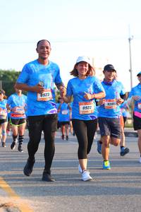 BIB: 923, 9201, 8922
                            <button type="button" onclick="openModal(3222788)" class="btn btn-primary btn-sm float-right btn-popup" data-toggle="modal" data-target=".modal-high-quality">
                        <i class="fas fa-shopping-cart"></i> Add to Cart
                    </button>
                                            <button type="button" onclick="isThisMe(3222788, true)" class="btn btn-success btn-sm float-right btn-popup btn-isme hidden" data-toggle="tooltip" data-placement="bottom" title="นี่คือรูปของคุณใช่ไหม คลิกที่นี่เพื่อเอาเข้าอัลบั้ม">
                        <i class="fas fa-plus"></i> Add to album
                    </button>
                    <button type="button" onclick="isThisMe(3222788, false)" class="btn btn-warning btn-sm float-right btn-popup btn-isnotme hidden">
                        <i class="fas fa-ban"></i> Remove from album
                    </button>