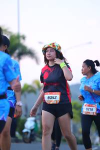 BIB: 9352, 9218
                            <button type="button" onclick="openModal(3245288)" class="btn btn-primary btn-sm float-right btn-popup" data-toggle="modal" data-target=".modal-high-quality">
                        <i class="fas fa-shopping-cart"></i> Add to Cart
                    </button>
                                            <button type="button" onclick="isThisMe(3245288, true)" class="btn btn-success btn-sm float-right btn-popup btn-isme hidden" data-toggle="tooltip" data-placement="bottom" title="นี่คือรูปของคุณใช่ไหม คลิกที่นี่เพื่อเอาเข้าอัลบั้ม">
                        <i class="fas fa-plus"></i> Add to album
                    </button>
                    <button type="button" onclick="isThisMe(3245288, false)" class="btn btn-warning btn-sm float-right btn-popup btn-isnotme hidden">
                        <i class="fas fa-ban"></i> Remove from album
                    </button>