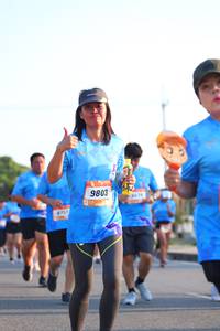 BIB: 9803
                            <button type="button" onclick="openModal(3221090)" class="btn btn-primary btn-sm float-right btn-popup" data-toggle="modal" data-target=".modal-high-quality">
                        <i class="fas fa-shopping-cart"></i> Add to Cart
                    </button>
                                            <button type="button" onclick="isThisMe(3221090, true)" class="btn btn-success btn-sm float-right btn-popup btn-isme hidden" data-toggle="tooltip" data-placement="bottom" title="นี่คือรูปของคุณใช่ไหม คลิกที่นี่เพื่อเอาเข้าอัลบั้ม">
                        <i class="fas fa-plus"></i> Add to album
                    </button>
                    <button type="button" onclick="isThisMe(3221090, false)" class="btn btn-warning btn-sm float-right btn-popup btn-isnotme hidden">
                        <i class="fas fa-ban"></i> Remove from album
                    </button>