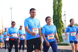 BIB: 830, 8300, 9047
                            <button type="button" onclick="openModal(3227106)" class="btn btn-primary btn-sm float-right btn-popup" data-toggle="modal" data-target=".modal-high-quality">
                        <i class="fas fa-shopping-cart"></i> Add to Cart
                    </button>
                                            <button type="button" onclick="isThisMe(3227106, true)" class="btn btn-success btn-sm float-right btn-popup btn-isme hidden" data-toggle="tooltip" data-placement="bottom" title="นี่คือรูปของคุณใช่ไหม คลิกที่นี่เพื่อเอาเข้าอัลบั้ม">
                        <i class="fas fa-plus"></i> Add to album
                    </button>
                    <button type="button" onclick="isThisMe(3227106, false)" class="btn btn-warning btn-sm float-right btn-popup btn-isnotme hidden">
                        <i class="fas fa-ban"></i> Remove from album
                    </button>