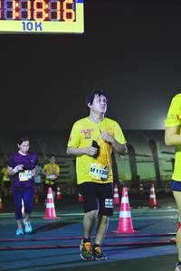 BIB: 11386, 1125
                            <button type="button" onclick="openModal(6298259)" class="btn btn-primary btn-sm float-right btn-popup" data-toggle="modal" data-target=".modal-high-quality">
                        <i class="fas fa-shopping-cart"></i> Add to Cart
                    </button>
                                            <button type="button" onclick="isThisMe(6298259, true)" class="btn btn-success btn-sm float-right btn-popup btn-isme hidden" data-toggle="tooltip" data-placement="bottom" title="นี่คือรูปของคุณใช่ไหม คลิกที่นี่เพื่อเอาเข้าอัลบั้ม">
                        <i class="fas fa-plus"></i> Add to album
                    </button>
                    <button type="button" onclick="isThisMe(6298259, false)" class="btn btn-warning btn-sm float-right btn-popup btn-isnotme hidden">
                        <i class="fas fa-ban"></i> Remove from album
                    </button>