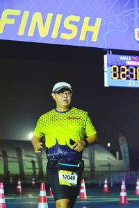 BIB: 17049
                            <button type="button" onclick="openModal(6298234)" class="btn btn-primary btn-sm float-right btn-popup" data-toggle="modal" data-target=".modal-high-quality">
                        <i class="fas fa-shopping-cart"></i> Add to Cart
                    </button>
                                            <button type="button" onclick="isThisMe(6298234, true)" class="btn btn-success btn-sm float-right btn-popup btn-isme hidden" data-toggle="tooltip" data-placement="bottom" title="นี่คือรูปของคุณใช่ไหม คลิกที่นี่เพื่อเอาเข้าอัลบั้ม">
                        <i class="fas fa-plus"></i> Add to album
                    </button>
                    <button type="button" onclick="isThisMe(6298234, false)" class="btn btn-warning btn-sm float-right btn-popup btn-isnotme hidden">
                        <i class="fas fa-ban"></i> Remove from album
                    </button>