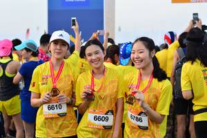 BIB: 6610, 6786, 6609
                            <button type="button" onclick="openModal(6268697)" class="btn btn-primary btn-sm float-right btn-popup" data-toggle="modal" data-target=".modal-high-quality">
                        <i class="fas fa-shopping-cart"></i> Add to Cart
                    </button>
                                            <button type="button" onclick="isThisMe(6268697, true)" class="btn btn-success btn-sm float-right btn-popup btn-isme hidden" data-toggle="tooltip" data-placement="bottom" title="นี่คือรูปของคุณใช่ไหม คลิกที่นี่เพื่อเอาเข้าอัลบั้ม">
                        <i class="fas fa-plus"></i> Add to album
                    </button>
                    <button type="button" onclick="isThisMe(6268697, false)" class="btn btn-warning btn-sm float-right btn-popup btn-isnotme hidden">
                        <i class="fas fa-ban"></i> Remove from album
                    </button>