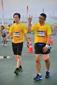 BIB: 21211, 20139
                            <button type="button" onclick="openModal(6272115)" class="btn btn-primary btn-sm float-right btn-popup" data-toggle="modal" data-target=".modal-high-quality">
                        <i class="fas fa-shopping-cart"></i> Add to Cart
                    </button>
                                            <button type="button" onclick="isThisMe(6272115, true)" class="btn btn-success btn-sm float-right btn-popup btn-isme hidden" data-toggle="tooltip" data-placement="bottom" title="นี่คือรูปของคุณใช่ไหม คลิกที่นี่เพื่อเอาเข้าอัลบั้ม">
                        <i class="fas fa-plus"></i> Add to album
                    </button>
                    <button type="button" onclick="isThisMe(6272115, false)" class="btn btn-warning btn-sm float-right btn-popup btn-isnotme hidden">
                        <i class="fas fa-ban"></i> Remove from album
                    </button>