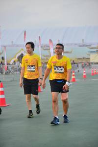 BIB: 21211, 20139
                            <button type="button" onclick="openModal(6272089)" class="btn btn-primary btn-sm float-right btn-popup" data-toggle="modal" data-target=".modal-high-quality">
                        <i class="fas fa-shopping-cart"></i> Add to Cart
                    </button>
                                            <button type="button" onclick="isThisMe(6272089, true)" class="btn btn-success btn-sm float-right btn-popup btn-isme hidden" data-toggle="tooltip" data-placement="bottom" title="นี่คือรูปของคุณใช่ไหม คลิกที่นี่เพื่อเอาเข้าอัลบั้ม">
                        <i class="fas fa-plus"></i> Add to album
                    </button>
                    <button type="button" onclick="isThisMe(6272089, false)" class="btn btn-warning btn-sm float-right btn-popup btn-isnotme hidden">
                        <i class="fas fa-ban"></i> Remove from album
                    </button>