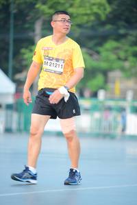 BIB: 21211
                            <button type="button" onclick="openModal(6286249)" class="btn btn-primary btn-sm float-right btn-popup" data-toggle="modal" data-target=".modal-high-quality">
                        <i class="fas fa-shopping-cart"></i> Add to Cart
                    </button>
                                            <button type="button" onclick="isThisMe(6286249, true)" class="btn btn-success btn-sm float-right btn-popup btn-isme hidden" data-toggle="tooltip" data-placement="bottom" title="นี่คือรูปของคุณใช่ไหม คลิกที่นี่เพื่อเอาเข้าอัลบั้ม">
                        <i class="fas fa-plus"></i> Add to album
                    </button>
                    <button type="button" onclick="isThisMe(6286249, false)" class="btn btn-warning btn-sm float-right btn-popup btn-isnotme hidden">
                        <i class="fas fa-ban"></i> Remove from album
                    </button>