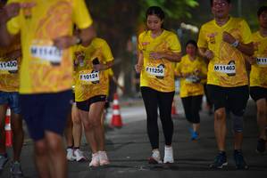 BIB: 11400, 11463, 11256, 10124
                            <button type="button" onclick="openModal(6290161)" class="btn btn-primary btn-sm float-right btn-popup" data-toggle="modal" data-target=".modal-high-quality">
                        <i class="fas fa-shopping-cart"></i> Add to Cart
                    </button>
                                            <button type="button" onclick="isThisMe(6290161, true)" class="btn btn-success btn-sm float-right btn-popup btn-isme hidden" data-toggle="tooltip" data-placement="bottom" title="นี่คือรูปของคุณใช่ไหม คลิกที่นี่เพื่อเอาเข้าอัลบั้ม">
                        <i class="fas fa-plus"></i> Add to album
                    </button>
                    <button type="button" onclick="isThisMe(6290161, false)" class="btn btn-warning btn-sm float-right btn-popup btn-isnotme hidden">
                        <i class="fas fa-ban"></i> Remove from album
                    </button>