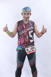 BIB: 6004
                            <button type="button" onclick="openModal(5565277)" class="btn btn-primary btn-sm float-right btn-popup" data-toggle="modal" data-target=".modal-high-quality">
                        <i class="fas fa-shopping-cart"></i> Add to Cart
                    </button>
                                            <button type="button" onclick="isThisMe(5565277, true)" class="btn btn-success btn-sm float-right btn-popup btn-isme hidden" data-toggle="tooltip" data-placement="bottom" title="นี่คือรูปของคุณใช่ไหม คลิกที่นี่เพื่อเอาเข้าอัลบั้ม">
                        <i class="fas fa-plus"></i> Add to album
                    </button>
                    <button type="button" onclick="isThisMe(5565277, false)" class="btn btn-warning btn-sm float-right btn-popup btn-isnotme hidden">
                        <i class="fas fa-ban"></i> Remove from album
                    </button>