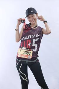 BIB: 3383
                            <button type="button" onclick="openModal(5565315)" class="btn btn-primary btn-sm float-right btn-popup" data-toggle="modal" data-target=".modal-high-quality">
                        <i class="fas fa-shopping-cart"></i> Add to Cart
                    </button>
                                            <button type="button" onclick="isThisMe(5565315, true)" class="btn btn-success btn-sm float-right btn-popup btn-isme hidden" data-toggle="tooltip" data-placement="bottom" title="นี่คือรูปของคุณใช่ไหม คลิกที่นี่เพื่อเอาเข้าอัลบั้ม">
                        <i class="fas fa-plus"></i> Add to album
                    </button>
                    <button type="button" onclick="isThisMe(5565315, false)" class="btn btn-warning btn-sm float-right btn-popup btn-isnotme hidden">
                        <i class="fas fa-ban"></i> Remove from album
                    </button>