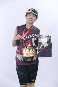 BIB: 3150
                            <button type="button" onclick="openModal(5565326)" class="btn btn-primary btn-sm float-right btn-popup" data-toggle="modal" data-target=".modal-high-quality">
                        <i class="fas fa-shopping-cart"></i> Add to Cart
                    </button>
                                            <button type="button" onclick="isThisMe(5565326, true)" class="btn btn-success btn-sm float-right btn-popup btn-isme hidden" data-toggle="tooltip" data-placement="bottom" title="นี่คือรูปของคุณใช่ไหม คลิกที่นี่เพื่อเอาเข้าอัลบั้ม">
                        <i class="fas fa-plus"></i> Add to album
                    </button>
                    <button type="button" onclick="isThisMe(5565326, false)" class="btn btn-warning btn-sm float-right btn-popup btn-isnotme hidden">
                        <i class="fas fa-ban"></i> Remove from album
                    </button>