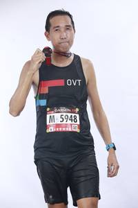 BIB: 5948
                            <button type="button" onclick="openModal(5565166)" class="btn btn-primary btn-sm float-right btn-popup" data-toggle="modal" data-target=".modal-high-quality">
                        <i class="fas fa-shopping-cart"></i> Add to Cart
                    </button>
                                            <button type="button" onclick="isThisMe(5565166, true)" class="btn btn-success btn-sm float-right btn-popup btn-isme hidden" data-toggle="tooltip" data-placement="bottom" title="นี่คือรูปของคุณใช่ไหม คลิกที่นี่เพื่อเอาเข้าอัลบั้ม">
                        <i class="fas fa-plus"></i> Add to album
                    </button>
                    <button type="button" onclick="isThisMe(5565166, false)" class="btn btn-warning btn-sm float-right btn-popup btn-isnotme hidden">
                        <i class="fas fa-ban"></i> Remove from album
                    </button>