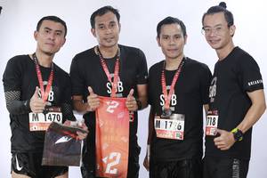 BIB: 1470, 1726
                            <button type="button" onclick="openModal(5565085)" class="btn btn-primary btn-sm float-right btn-popup" data-toggle="modal" data-target=".modal-high-quality">
                        <i class="fas fa-shopping-cart"></i> Add to Cart
                    </button>
                                            <button type="button" onclick="isThisMe(5565085, true)" class="btn btn-success btn-sm float-right btn-popup btn-isme hidden" data-toggle="tooltip" data-placement="bottom" title="นี่คือรูปของคุณใช่ไหม คลิกที่นี่เพื่อเอาเข้าอัลบั้ม">
                        <i class="fas fa-plus"></i> Add to album
                    </button>
                    <button type="button" onclick="isThisMe(5565085, false)" class="btn btn-warning btn-sm float-right btn-popup btn-isnotme hidden">
                        <i class="fas fa-ban"></i> Remove from album
                    </button>