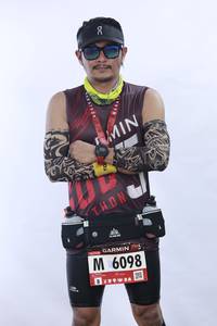 BIB: 6098
                            <button type="button" onclick="openModal(5565484)" class="btn btn-primary btn-sm float-right btn-popup" data-toggle="modal" data-target=".modal-high-quality">
                        <i class="fas fa-shopping-cart"></i> Add to Cart
                    </button>
                                            <button type="button" onclick="isThisMe(5565484, true)" class="btn btn-success btn-sm float-right btn-popup btn-isme hidden" data-toggle="tooltip" data-placement="bottom" title="นี่คือรูปของคุณใช่ไหม คลิกที่นี่เพื่อเอาเข้าอัลบั้ม">
                        <i class="fas fa-plus"></i> Add to album
                    </button>
                    <button type="button" onclick="isThisMe(5565484, false)" class="btn btn-warning btn-sm float-right btn-popup btn-isnotme hidden">
                        <i class="fas fa-ban"></i> Remove from album
                    </button>