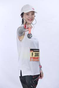 BIB: 300, 
                            <button type="button" onclick="openModal(5565360)" class="btn btn-primary btn-sm float-right btn-popup" data-toggle="modal" data-target=".modal-high-quality">
                        <i class="fas fa-shopping-cart"></i> Add to Cart
                    </button>
                                            <button type="button" onclick="isThisMe(5565360, true)" class="btn btn-success btn-sm float-right btn-popup btn-isme hidden" data-toggle="tooltip" data-placement="bottom" title="นี่คือรูปของคุณใช่ไหม คลิกที่นี่เพื่อเอาเข้าอัลบั้ม">
                        <i class="fas fa-plus"></i> Add to album
                    </button>
                    <button type="button" onclick="isThisMe(5565360, false)" class="btn btn-warning btn-sm float-right btn-popup btn-isnotme hidden">
                        <i class="fas fa-ban"></i> Remove from album
                    </button>