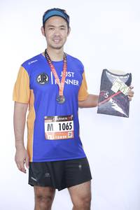 BIB: 1065
                            <button type="button" onclick="openModal(5565438)" class="btn btn-primary btn-sm float-right btn-popup" data-toggle="modal" data-target=".modal-high-quality">
                        <i class="fas fa-shopping-cart"></i> Add to Cart
                    </button>
                                            <button type="button" onclick="isThisMe(5565438, true)" class="btn btn-success btn-sm float-right btn-popup btn-isme hidden" data-toggle="tooltip" data-placement="bottom" title="นี่คือรูปของคุณใช่ไหม คลิกที่นี่เพื่อเอาเข้าอัลบั้ม">
                        <i class="fas fa-plus"></i> Add to album
                    </button>
                    <button type="button" onclick="isThisMe(5565438, false)" class="btn btn-warning btn-sm float-right btn-popup btn-isnotme hidden">
                        <i class="fas fa-ban"></i> Remove from album
                    </button>