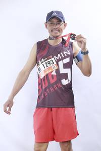 BIB: 1293
                            <button type="button" onclick="openModal(5565053)" class="btn btn-primary btn-sm float-right btn-popup" data-toggle="modal" data-target=".modal-high-quality">
                        <i class="fas fa-shopping-cart"></i> Add to Cart
                    </button>
                                            <button type="button" onclick="isThisMe(5565053, true)" class="btn btn-success btn-sm float-right btn-popup btn-isme hidden" data-toggle="tooltip" data-placement="bottom" title="นี่คือรูปของคุณใช่ไหม คลิกที่นี่เพื่อเอาเข้าอัลบั้ม">
                        <i class="fas fa-plus"></i> Add to album
                    </button>
                    <button type="button" onclick="isThisMe(5565053, false)" class="btn btn-warning btn-sm float-right btn-popup btn-isnotme hidden">
                        <i class="fas fa-ban"></i> Remove from album
                    </button>