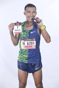 BIB: 6201
                            <button type="button" onclick="openModal(5564990)" class="btn btn-primary btn-sm float-right btn-popup" data-toggle="modal" data-target=".modal-high-quality">
                        <i class="fas fa-shopping-cart"></i> Add to Cart
                    </button>
                                            <button type="button" onclick="isThisMe(5564990, true)" class="btn btn-success btn-sm float-right btn-popup btn-isme hidden" data-toggle="tooltip" data-placement="bottom" title="นี่คือรูปของคุณใช่ไหม คลิกที่นี่เพื่อเอาเข้าอัลบั้ม">
                        <i class="fas fa-plus"></i> Add to album
                    </button>
                    <button type="button" onclick="isThisMe(5564990, false)" class="btn btn-warning btn-sm float-right btn-popup btn-isnotme hidden">
                        <i class="fas fa-ban"></i> Remove from album
                    </button>