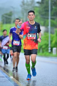 BIB: 6860, 5910
                            <button type="button" onclick="openModal(5685801)" class="btn btn-primary btn-sm float-right btn-popup" data-toggle="modal" data-target=".modal-high-quality">
                        <i class="fas fa-shopping-cart"></i> Add to Cart
                    </button>
                                            <button type="button" onclick="isThisMe(5685801, true)" class="btn btn-success btn-sm float-right btn-popup btn-isme hidden" data-toggle="tooltip" data-placement="bottom" title="นี่คือรูปของคุณใช่ไหม คลิกที่นี่เพื่อเอาเข้าอัลบั้ม">
                        <i class="fas fa-plus"></i> Add to album
                    </button>
                    <button type="button" onclick="isThisMe(5685801, false)" class="btn btn-warning btn-sm float-right btn-popup btn-isnotme hidden">
                        <i class="fas fa-ban"></i> Remove from album
                    </button>