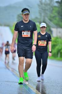 BIB: 1312, 3181
                            <button type="button" onclick="openModal(5681497)" class="btn btn-primary btn-sm float-right btn-popup" data-toggle="modal" data-target=".modal-high-quality">
                        <i class="fas fa-shopping-cart"></i> Add to Cart
                    </button>
                                            <button type="button" onclick="isThisMe(5681497, true)" class="btn btn-success btn-sm float-right btn-popup btn-isme hidden" data-toggle="tooltip" data-placement="bottom" title="นี่คือรูปของคุณใช่ไหม คลิกที่นี่เพื่อเอาเข้าอัลบั้ม">
                        <i class="fas fa-plus"></i> Add to album
                    </button>
                    <button type="button" onclick="isThisMe(5681497, false)" class="btn btn-warning btn-sm float-right btn-popup btn-isnotme hidden">
                        <i class="fas fa-ban"></i> Remove from album
                    </button>