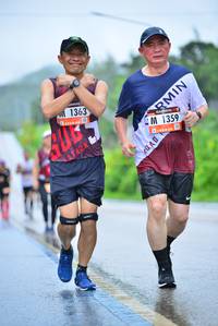 BIB: 1363, 1359
                            <button type="button" onclick="openModal(5701919)" class="btn btn-primary btn-sm float-right btn-popup" data-toggle="modal" data-target=".modal-high-quality">
                        <i class="fas fa-shopping-cart"></i> Add to Cart
                    </button>
                                            <button type="button" onclick="isThisMe(5701919, true)" class="btn btn-success btn-sm float-right btn-popup btn-isme hidden" data-toggle="tooltip" data-placement="bottom" title="นี่คือรูปของคุณใช่ไหม คลิกที่นี่เพื่อเอาเข้าอัลบั้ม">
                        <i class="fas fa-plus"></i> Add to album
                    </button>
                    <button type="button" onclick="isThisMe(5701919, false)" class="btn btn-warning btn-sm float-right btn-popup btn-isnotme hidden">
                        <i class="fas fa-ban"></i> Remove from album
                    </button>