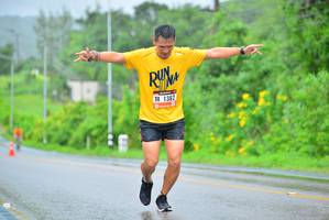 BIB: 1382
                            <button type="button" onclick="openModal(5659199)" class="btn btn-primary btn-sm float-right btn-popup" data-toggle="modal" data-target=".modal-high-quality">
                        <i class="fas fa-shopping-cart"></i> Add to Cart
                    </button>
                                            <button type="button" onclick="isThisMe(5659199, true)" class="btn btn-success btn-sm float-right btn-popup btn-isme hidden" data-toggle="tooltip" data-placement="bottom" title="นี่คือรูปของคุณใช่ไหม คลิกที่นี่เพื่อเอาเข้าอัลบั้ม">
                        <i class="fas fa-plus"></i> Add to album
                    </button>
                    <button type="button" onclick="isThisMe(5659199, false)" class="btn btn-warning btn-sm float-right btn-popup btn-isnotme hidden">
                        <i class="fas fa-ban"></i> Remove from album
                    </button>